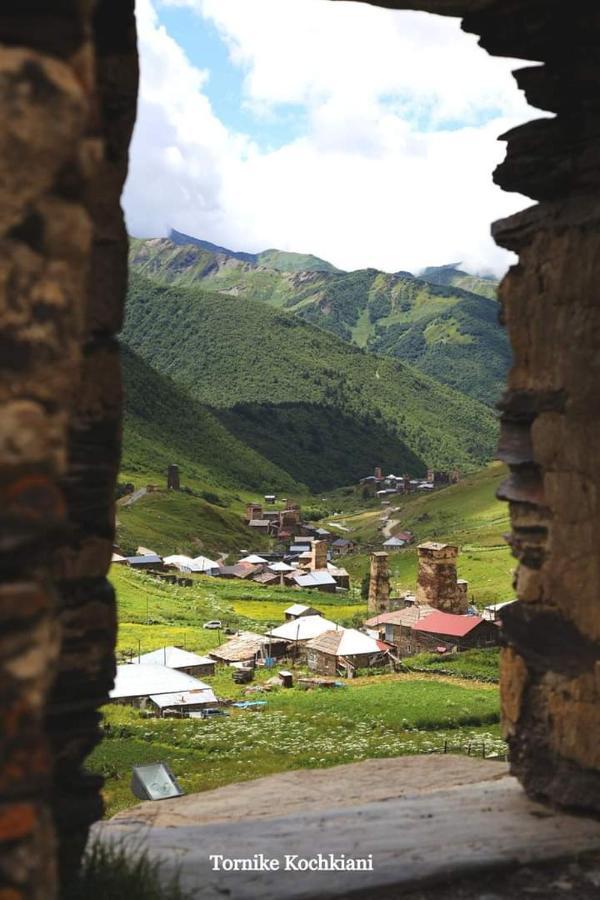 Vila Latphari In Ushguli Exterior foto