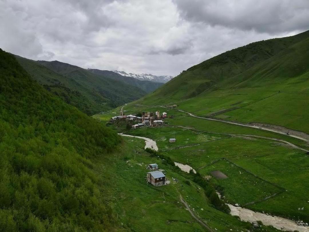 Vila Latphari In Ushguli Exterior foto