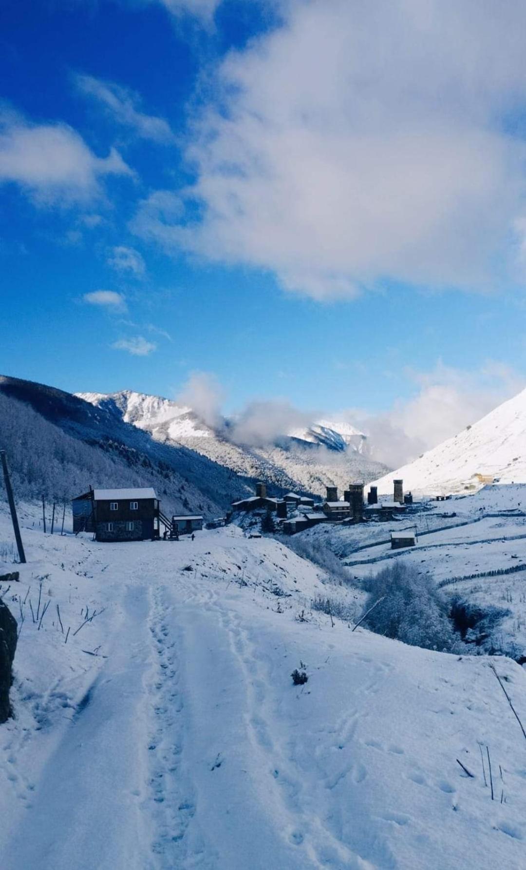 Vila Latphari In Ushguli Exterior foto